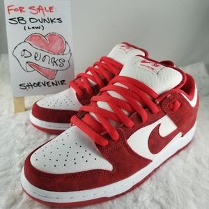 Nike SB Dunk Low - Valentines Day